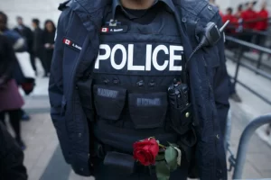 La violencia contra los agentes de policía es un factor preocupante en Canadá