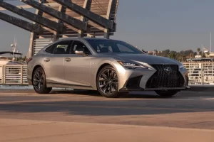 Prueba: Lexus LS 500 F Sport del 2023, un sedán lujoso y fiable