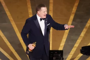 Brendan Fraser gana el Oscar al mejor actor con la 'Ballena'