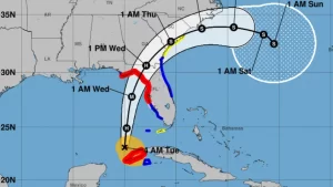 El huracán Idalia avanza hacia Florida mientras se emiten órdenes de evacuación