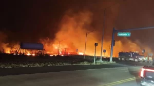 Los incendios de Hawái han afectado los vuelos de algunos canadienses