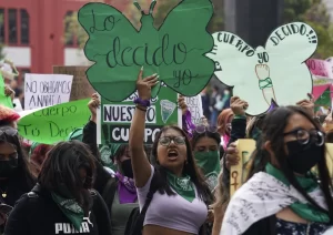México despenaliza el aborto, extendiendo la tendencia latinoamericana de ampliar el acceso al procedimiento