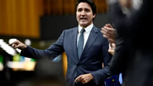Trudeau critica a Poilievre por el proyecto de ley de pornografía del Senado