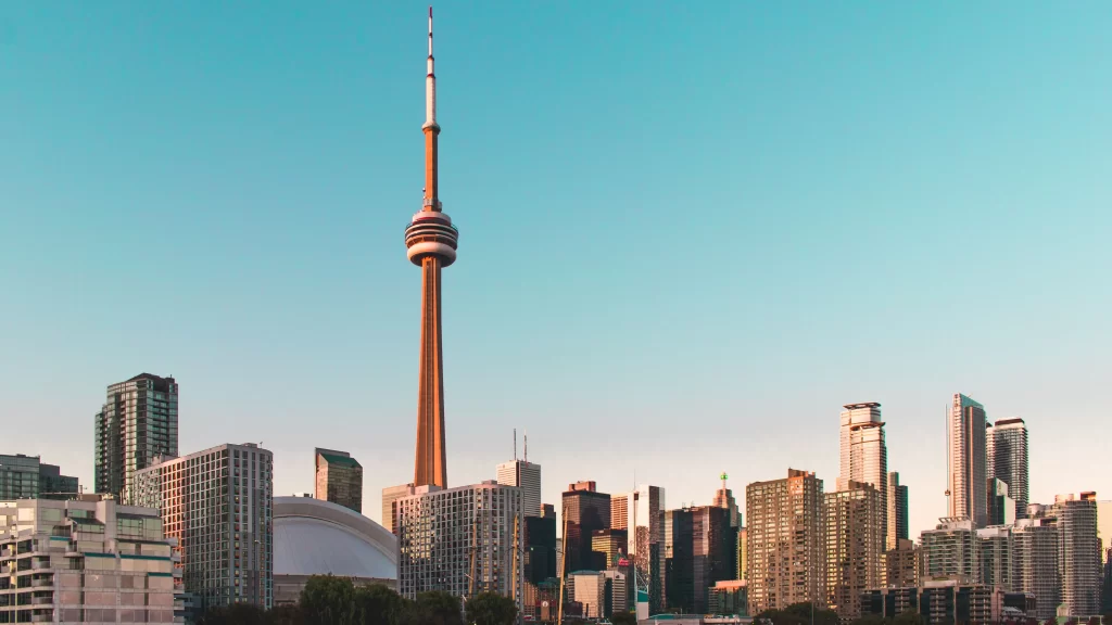 Valores de las propiedades en Toronto llegarán a su nivel más bajo en primavera